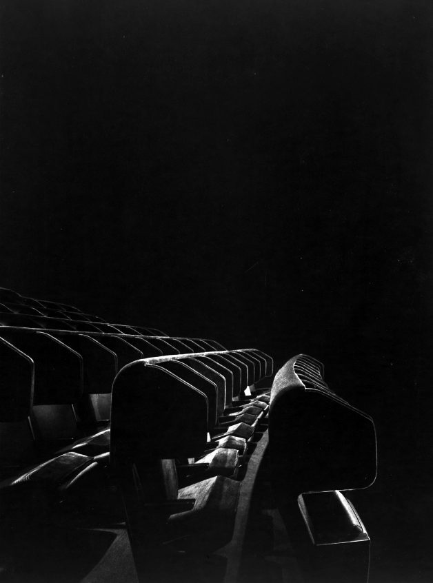 Invisible Cinema, Bir Film İzleme Makinesi